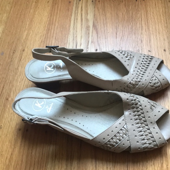 Shoes - Picture 2 of 4